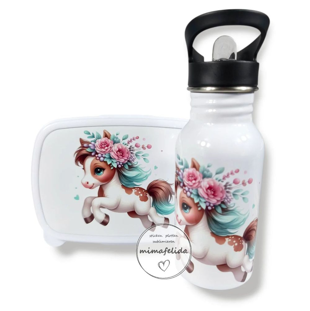 Set aus Jausenbox und Trinkflasche mit einem Pferd bedruckt